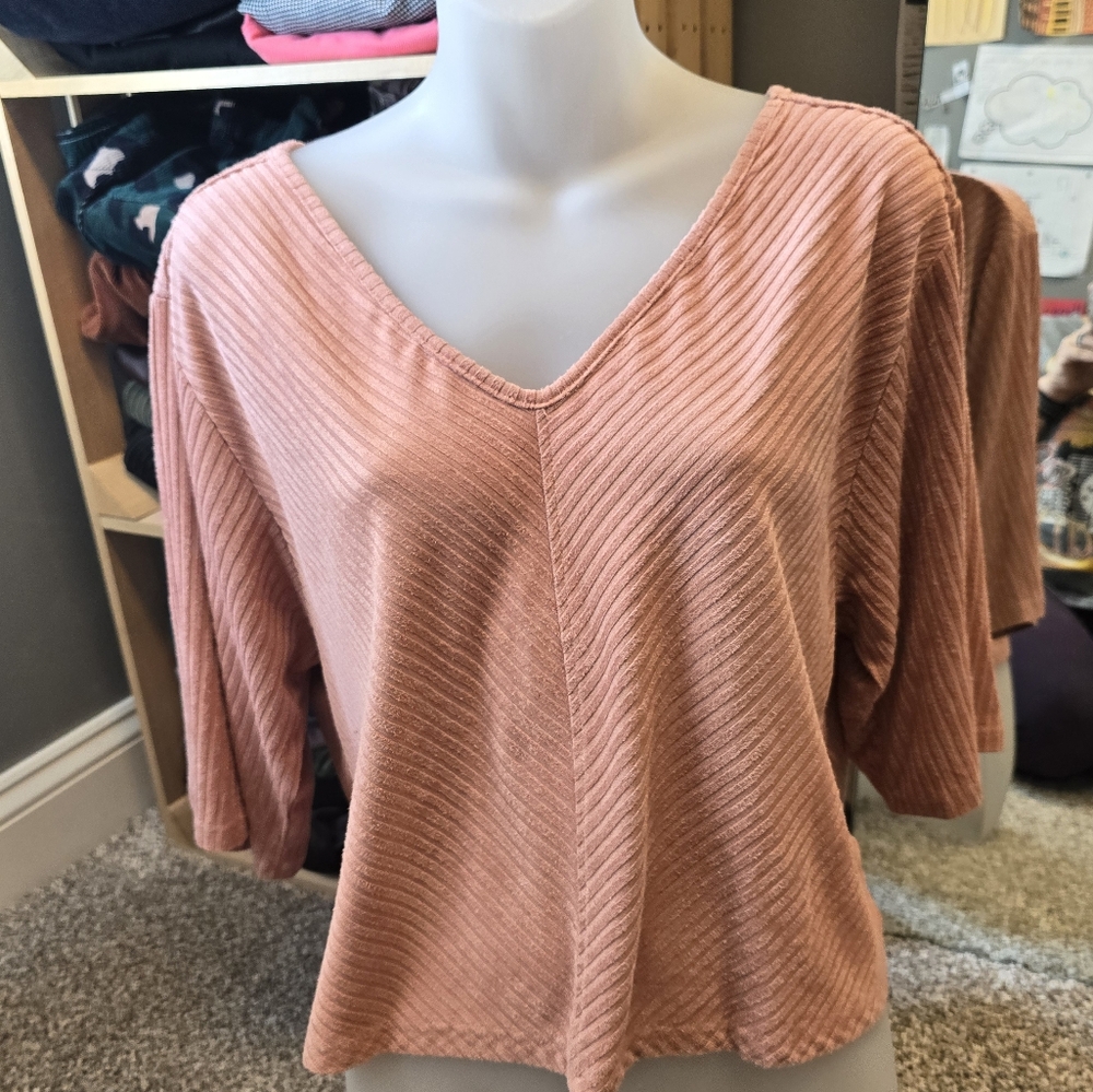 JACK by BB Dakota Soft Pink Cropped Shirt Size Medium